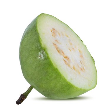 Guava beyaz arkaplanda izole edildi