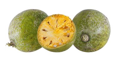 Bael meyve ya da beyaz bir arka plan üzerinde ahşap elma meyve (Aegle marmelos)