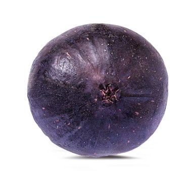 Beyaz arka planda izole edilmiş taze incirler. 