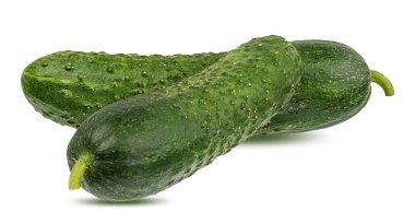 salatalık beyaz arkaplanda izole edildi