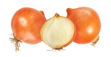 Beyaz arkaplanda izole soğanlar