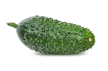 salatalık beyaz arkaplanda izole edildi