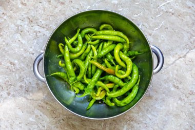 Shishito biber kapsicum Annuum japonsea, veya Japon tatlı biberi, baharatlı ve çok lezzetli değil.