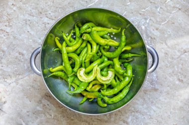 Shishito biber kapsicum Annuum japonsea, veya Japon tatlı biberi, baharatlı ve çok lezzetli değil.