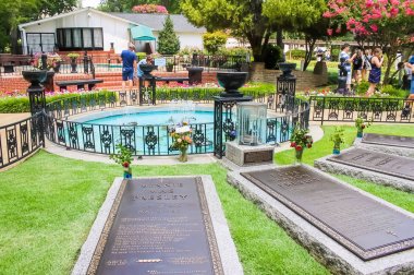 Memorial Gardens at Graceland clipart