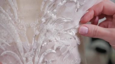 iğne ve iplik, Close-Up nakış deseni. Dikiş şık gelinlik donatımı. El yapımı