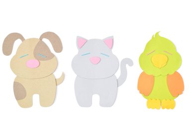 Evcil hayvan beyaz arka plan üzerinde kesme kağıt ayarla 