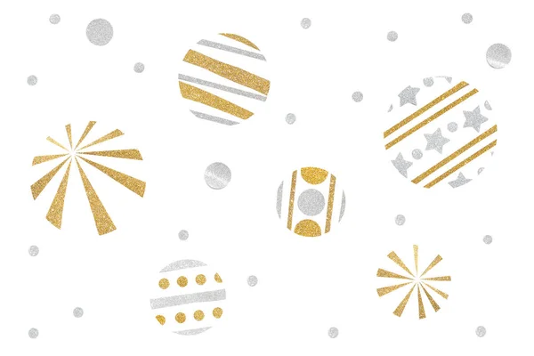 金と銀のキラキラ クリスマス ボールの白い背景の分離を紙で切った — ストック写真