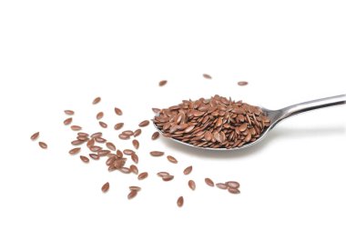 Beyaz arka planda - izole kahverengi flaxseeds