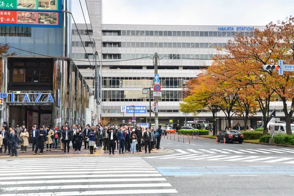 Fukuoka Japan November 2018 Many People Waiting Cross Street Morning — Stock Photo, Image