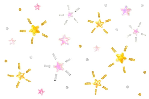 ピンクゴールドの輝きの星と白い背景にカットされた星の紙 — ストック写真