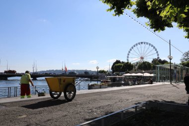 Geneva dönme dolap.