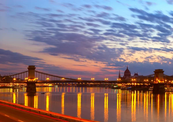 Morgon Utsikt Över Donau Budapest Med Utsikt Över Kedjebron Och — Stockfoto