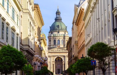 Street leading to the Basilica of St. Stephen. Hungary Budapest