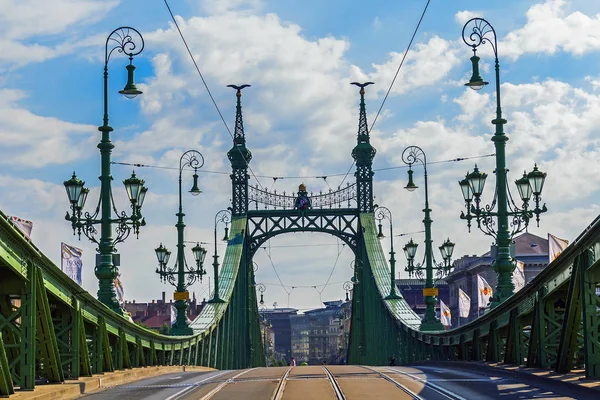 Ponte Della Libertà Una Giornata Estiva Senza Trasporto Persone Budapest — Foto Stock