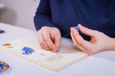 Tasarımcı yapımı el yapımı eardrop