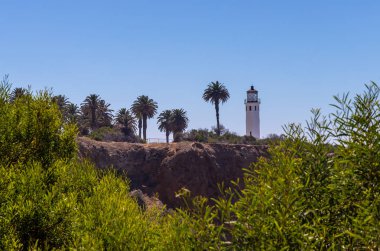 Noktası Vicente deniz feneri bir deniz feneri Kaliforniya'da, bize, Los Angeles Limanı kuzeyinde Rancho Palos Verdes, California.The deniz feneri Ulusal kayıt, tarihi yerler üzerinde listelenen