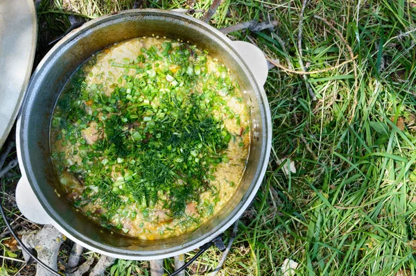 Deliciosa Papilla Cous Cous Con Carne Verduras Hierbas Frescas Una — Foto de Stock