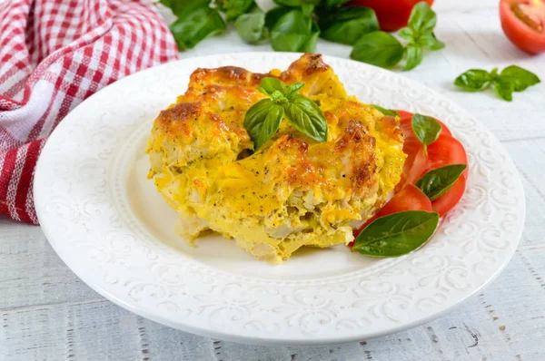 Tasty Useful Casserole Cauliflower Plate White Wooden Background Vegetarian Menu — Stock Photo, Image