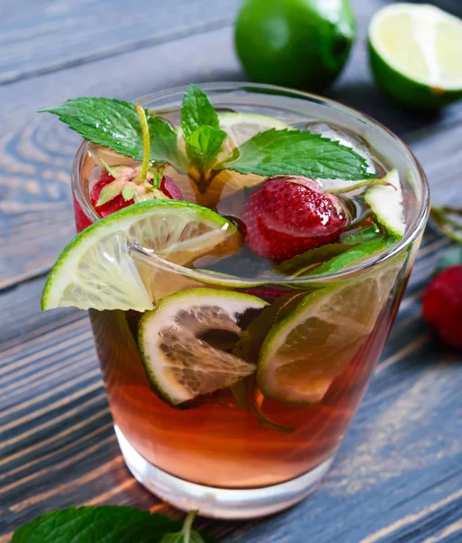 Fresh Cool Strawberry Mojito Glass Wooden Table — Stock Photo, Image