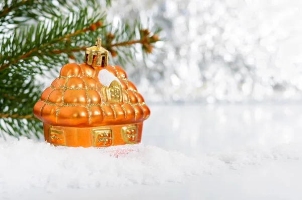 Новый Год Рождественские Открытки Маленький Декоративный Дом Снегу — стоковое фото