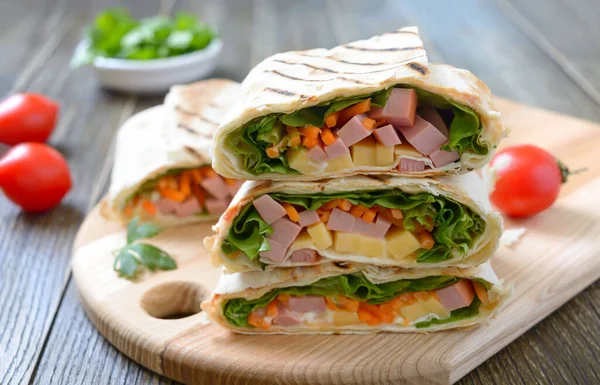 Lavash Rolls Vegetables Ham Cheese Tasty Breakfast Appetizer Wooden Board — Stock Photo, Image