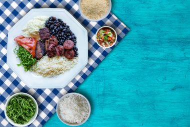 Brezilya feijoada 'sı. Üst Manzara. Boşluğu kopyala