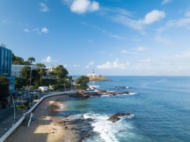 Salvador Bahia Brezilya 'daki Barra sahilinin insansız hava aracı görüntüsü.