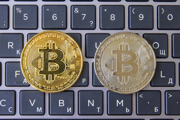 Bitcoin Oro Teclado Portátil Con Botones Negros Signos Blancos — Foto de Stock