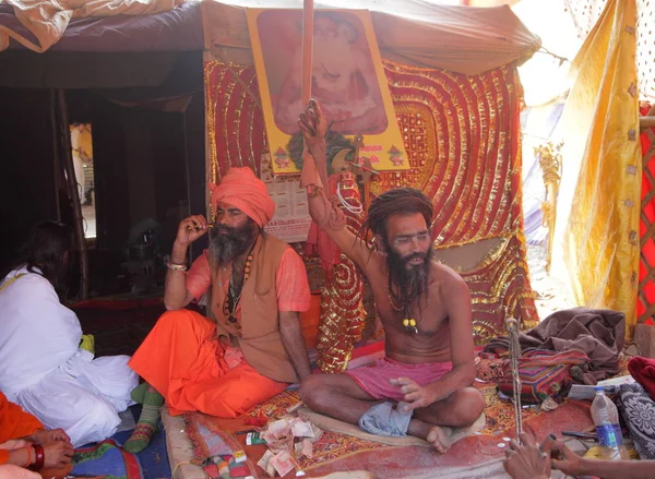 Місцеві Жителі Kumbh Mela Фестивалі Поблизу Аллахабад Індії Уттар Прадеш — стокове фото