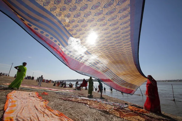 Mieszkańcy Kumbh Mela Festival Pobliżu Allahabad Indiach Uttar Stan Pradesh — Zdjęcie stockowe