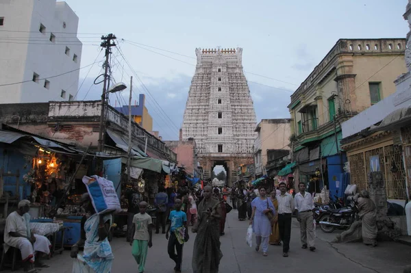Torre Del Templo Hindú Ubicada Tirupathi Tirumala India —  Fotos de Stock