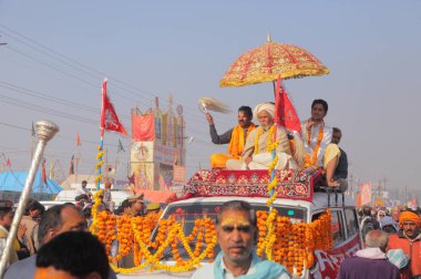  Kalabalık Kumbh Mela Festival, dünyanın en büyük dini toplama, Allahabad, Uttar Pradesh, Hindistan.
