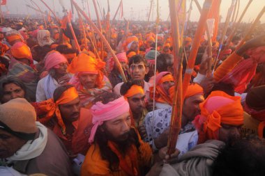  Kalabalık Kumbh Mela Festival, dünyanın en büyük dini toplama, Allahabad, Uttar Pradesh, Hindistan.