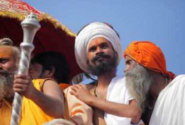  Kalabalık Kumbh Mela Festival, dünyanın en büyük dini toplama, Allahabad, Uttar Pradesh, Hindistan.