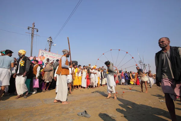 Kalabalık Kumbh Mela Festival Dünyanın Büyük Dini Toplama Allahabad Uttar — Stok fotoğraf