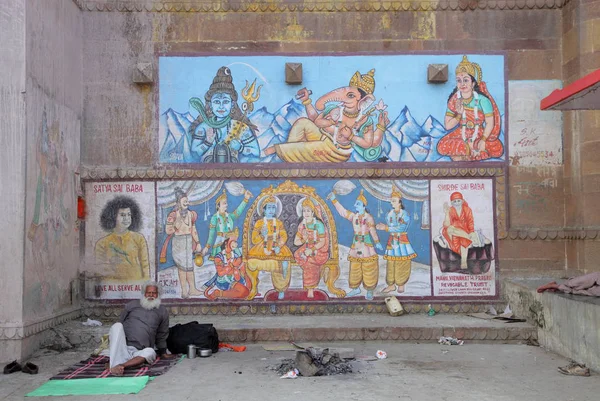 Неопознанный Старый Бездомный Улицах Индии — стоковое фото