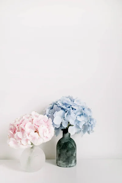 Pink Blue Pastel Hydrangea Flower Bouquets White Background Minimal Interior — Stock Photo, Image