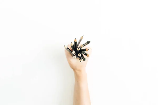 Γυναικείο Χέρι Που Κρατά Μάτσο Μολύβια Άσπρο Φόντο Επίπεδη Lay — Φωτογραφία Αρχείου