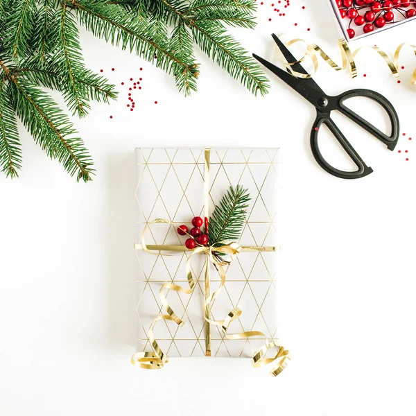 Emballage Cadeaux Noël Nouvel Composition Vacances Avec Décorations Baies Rouges — Photo