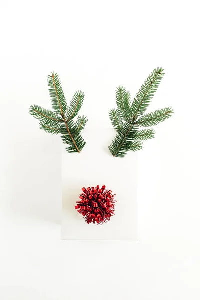 Jul Nyår Minimal Koncept Jul Rådjur Symbol Tillverkad Presentförpackning Fir — Stockfoto