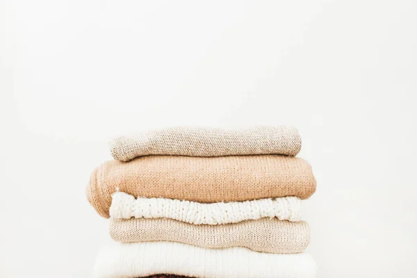 Warm Woolen Sweaters Pullovers Stack White Background Woman Fashion Clothes — Stock Photo, Image