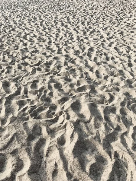 Tropischer Schöner Strand Mit Weißem Sand Und Vielen Fußschritten Sommerreise — Stockfoto