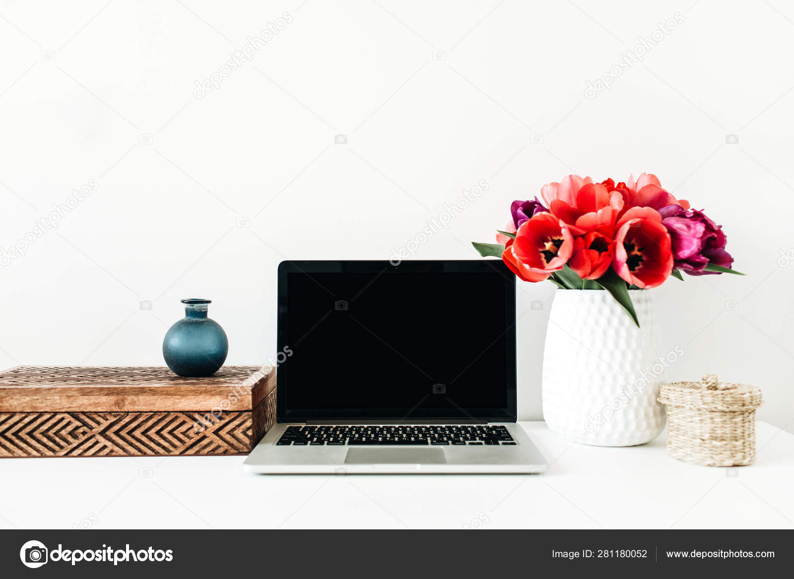 366 113 Home Office Background Stock Photos Free Royalty Free Home Office Background Images Depositphotos