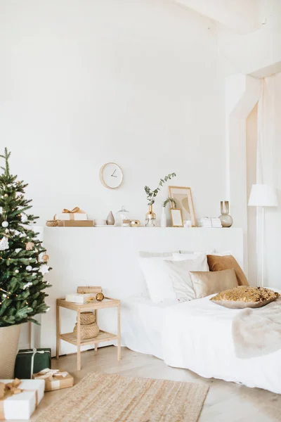 Dormitorio Diseño Interior Moderno Con Decoraciones Navidad Año Nuevo Juguetes — Foto de Stock