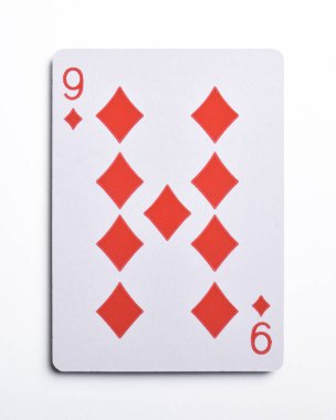 Nine Pırlanta beyaz zemin üzerine izole kart,