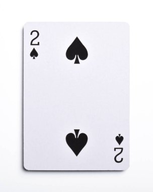 spades iskambil izole beyaz zemin üzerine, iki