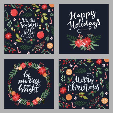Bir dizi el çizimi Mutlu Noeller tebrik kartları. Üzerinde tipografi yazıları, çiçek dalları ve çiçekler var. Geleneksel renklerde modern İskandinav tarzı