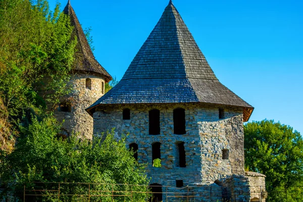 Foto Antigua Torre Piedra Antigua Del Castillo Kamyanets Podilsky — Foto de Stock