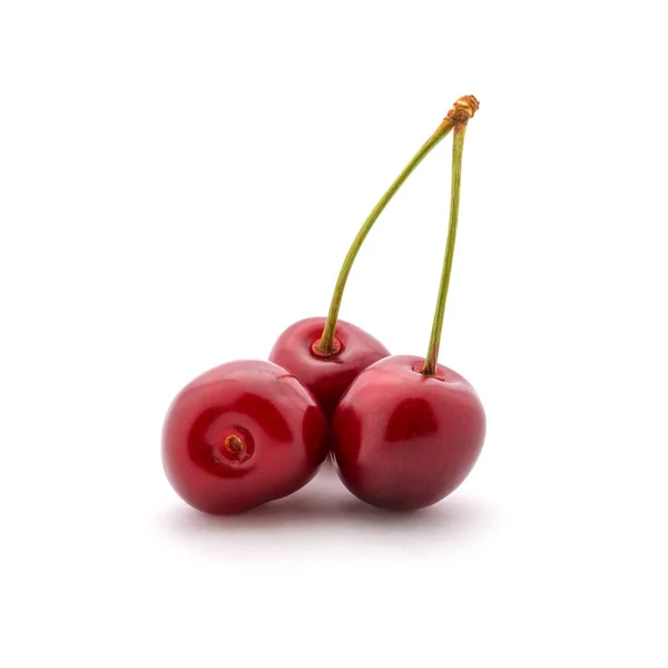 Foto Hermosas Cerezas Rojas Con Colas Aisladas Sobre Fondo Blanco — Foto de Stock